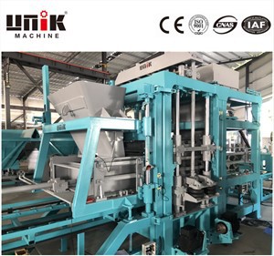 ஹாலோ பிளாக் தானியங்கி இயந்திரத்தின் பண்புகள் என்ன?