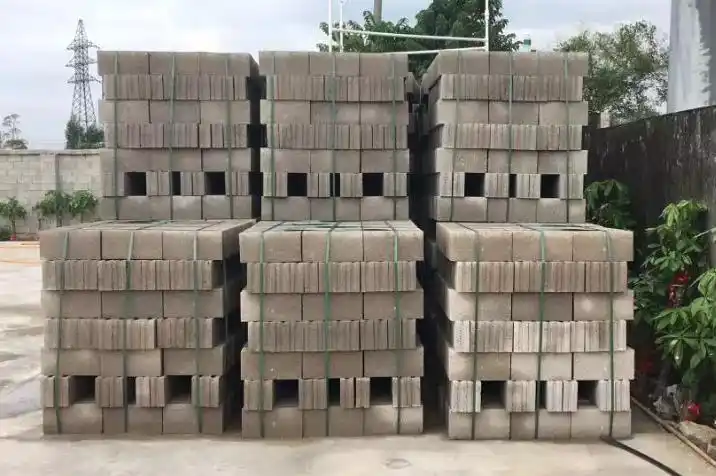 அதிர்வு செங்கல் தயாரிக்கும் இயந்திரம்: அதிக அடர்த்தி கொண்ட கான்கிரீட் வெளியீட்டிற்கான சிறந்த அதிர்வு கட்டுப்பாடு