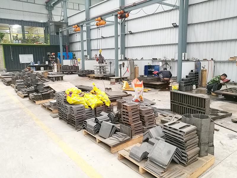 கான்கிரீட் பிளாக் இயந்திரங்களைப் பற்றி நீங்கள் தெரிந்து கொள்ள வேண்டிய அனைத்தும்